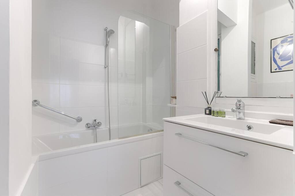 Matignon Saint-Honore : Magnifique Appartement 1Br Párizs Kültér fotó