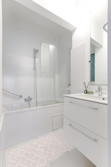 Matignon Saint-Honore : Magnifique Appartement 1Br Párizs Kültér fotó